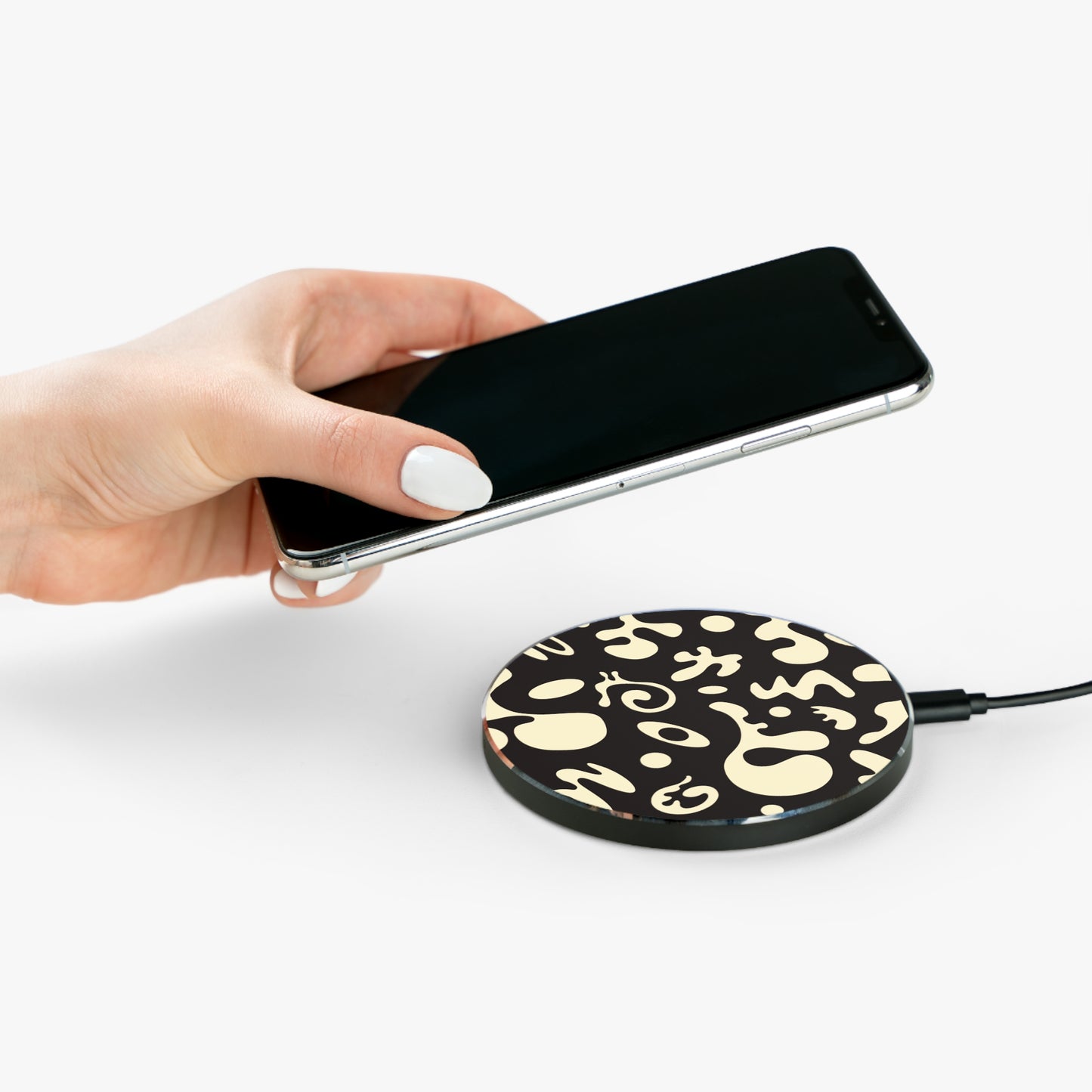 PURE IMAGINATION WIRELESS CHARGER - Smoke Black