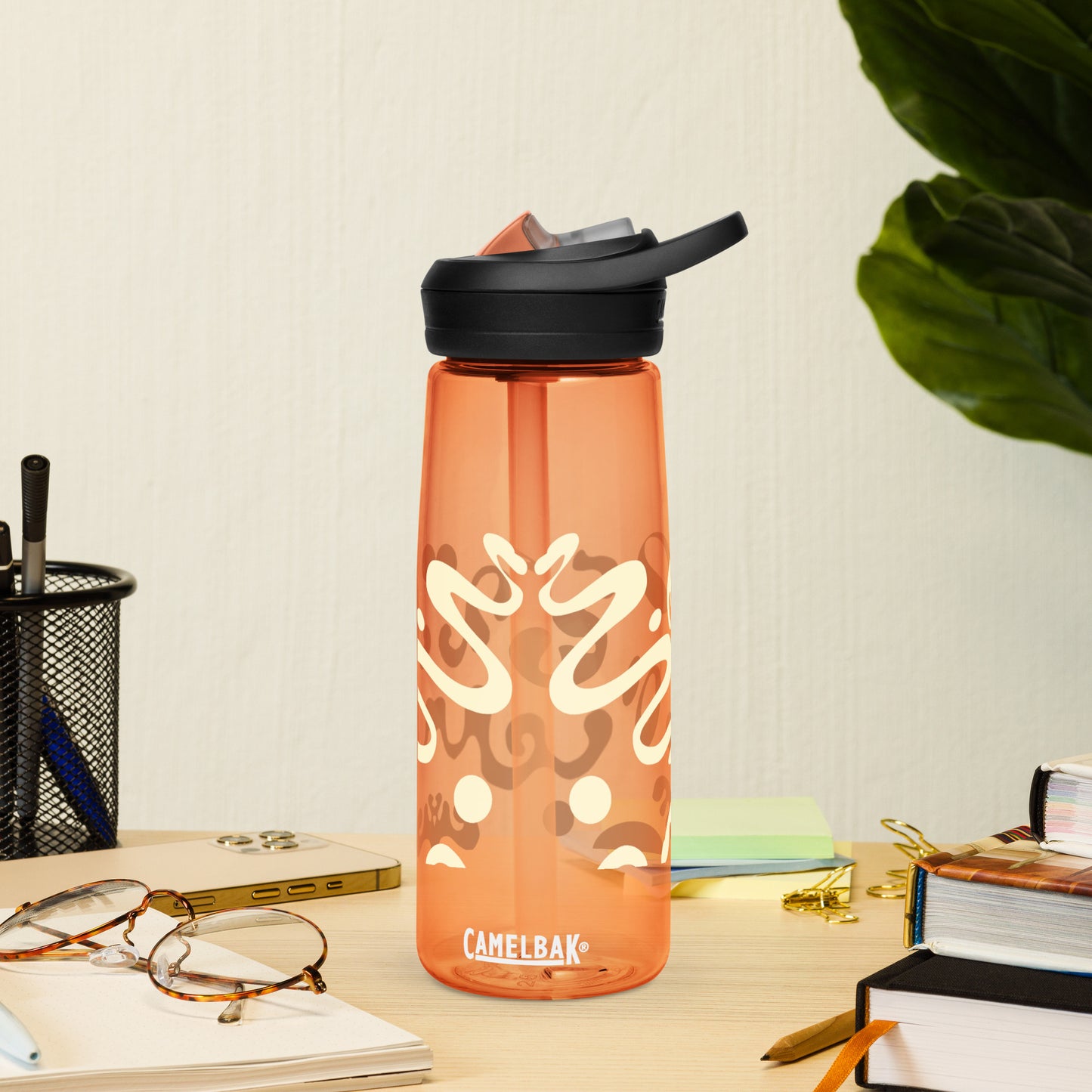 NOURISH'D SPORTS WATER BOTTLE | CamelBak Eddy®+ - Warm White Print