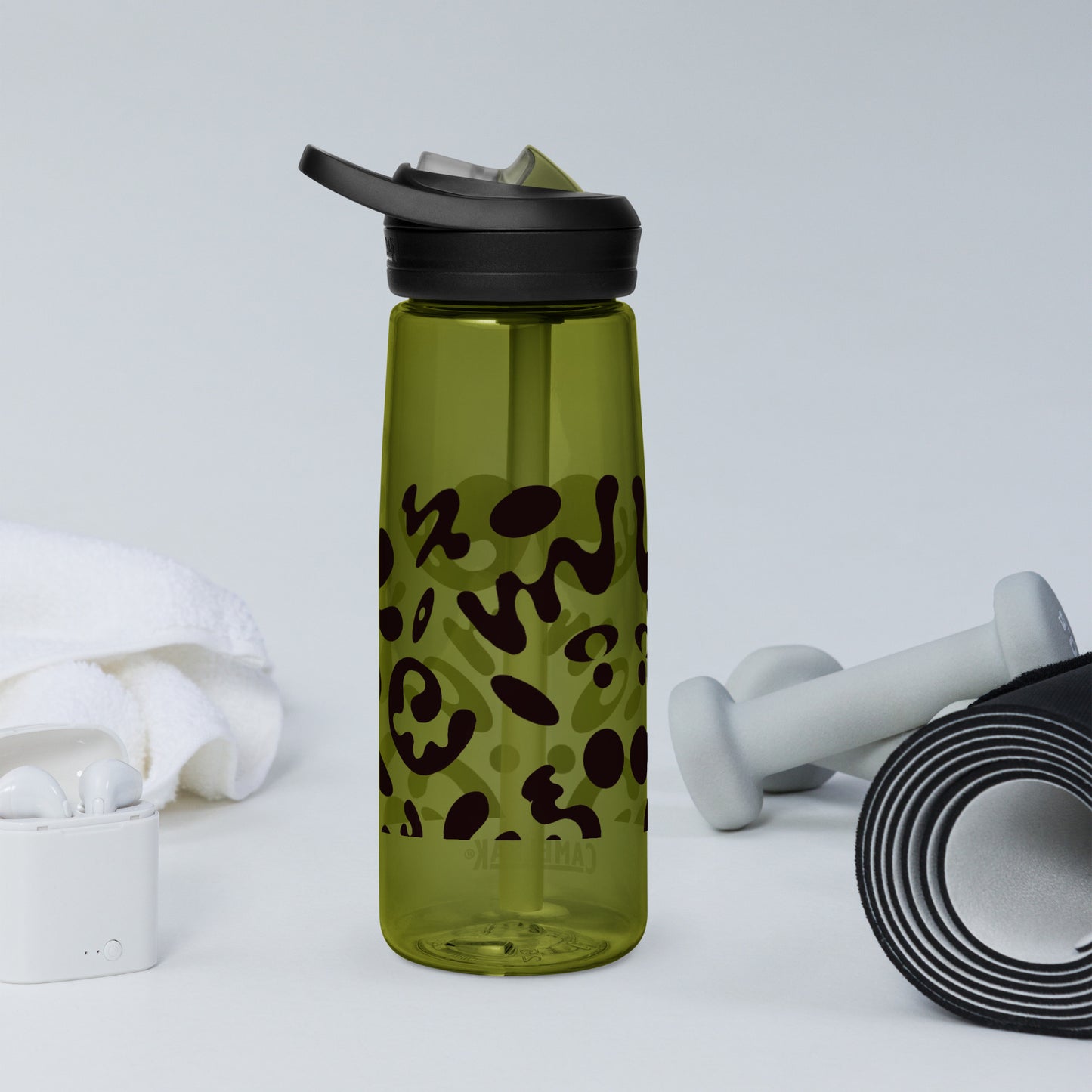 NOURISH'D SPORTS WATER BOTTLE | CamelBak Eddy®+ - Smoke Black Print