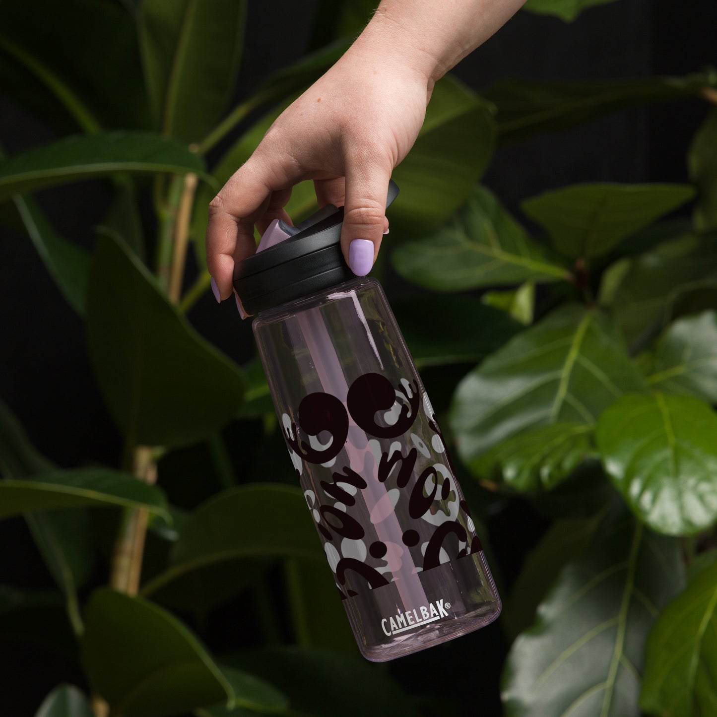 NOURISH'D SPORTS WATER BOTTLE | CamelBak Eddy®+ - Smoke Black Print