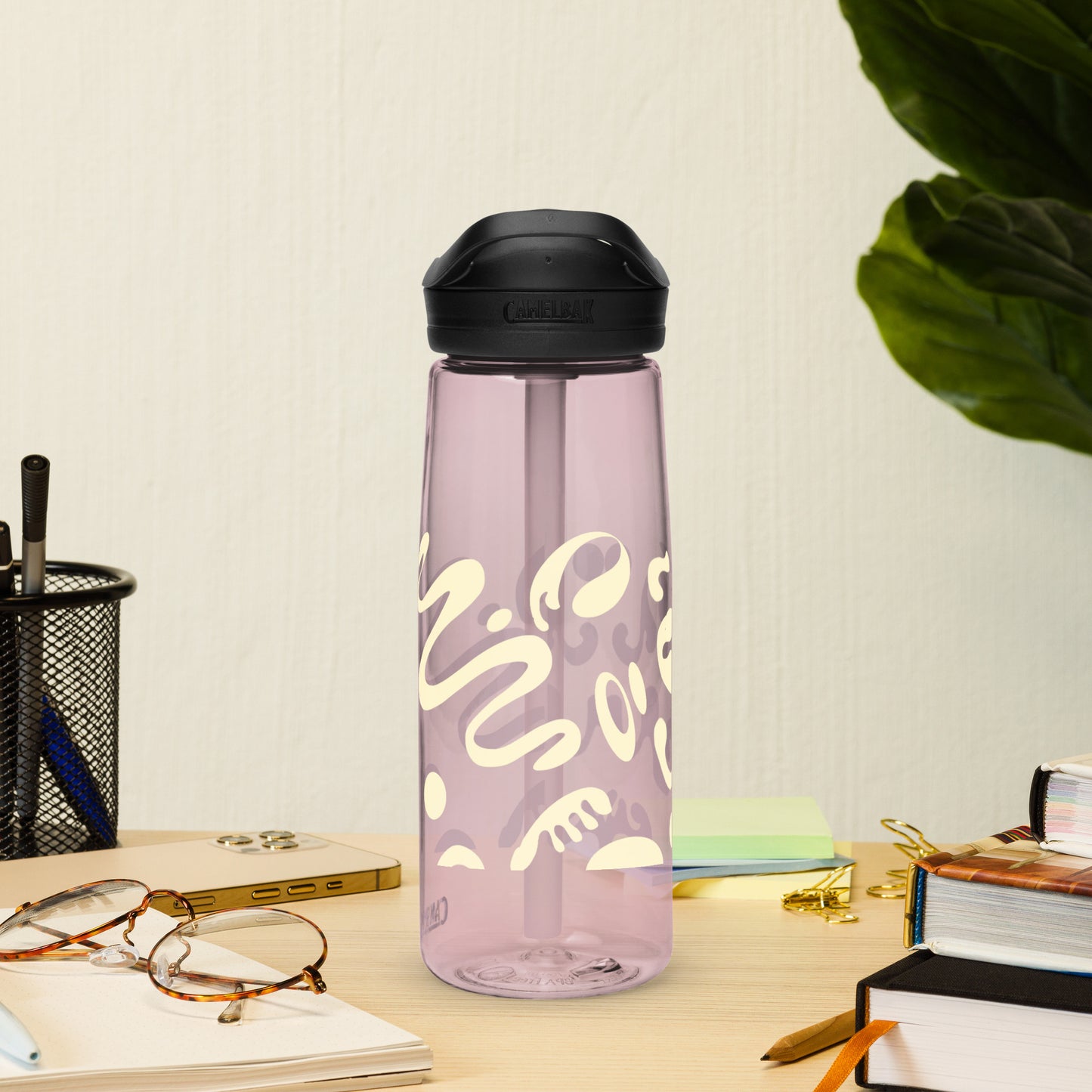 NOURISH'D SPORTS WATER BOTTLE | CamelBak Eddy®+ - Warm White Print