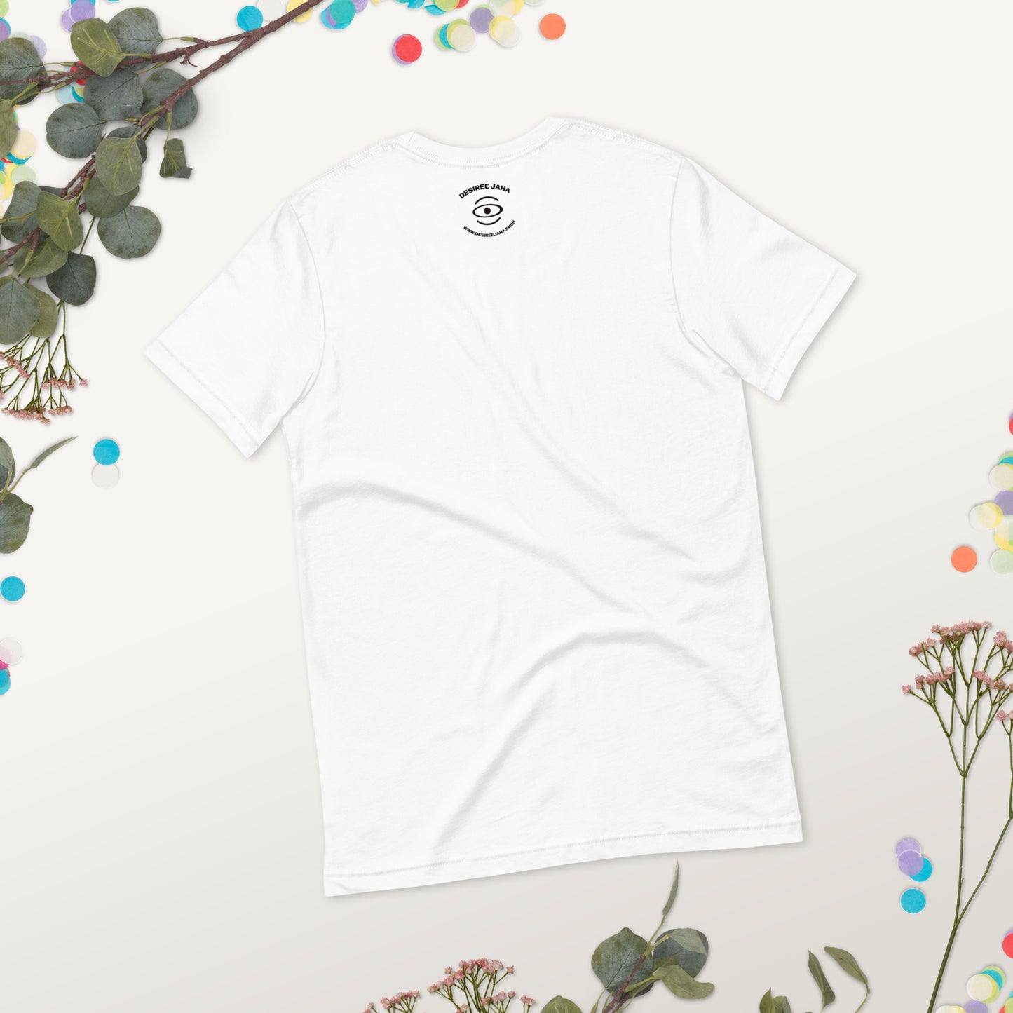 ADORN'D EMBLEM T-SHIRT - Starlight White