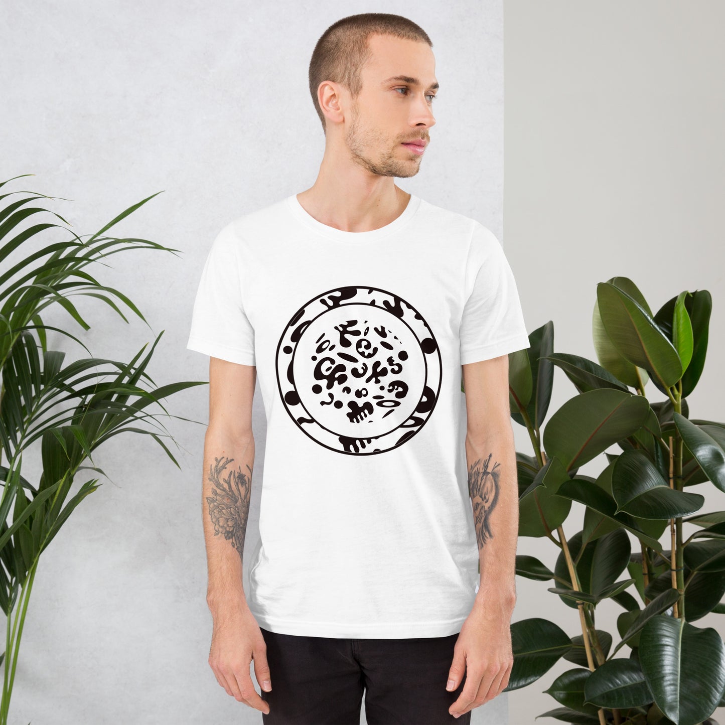 ADORN'D EMBLEM T-SHIRT - Starlight White