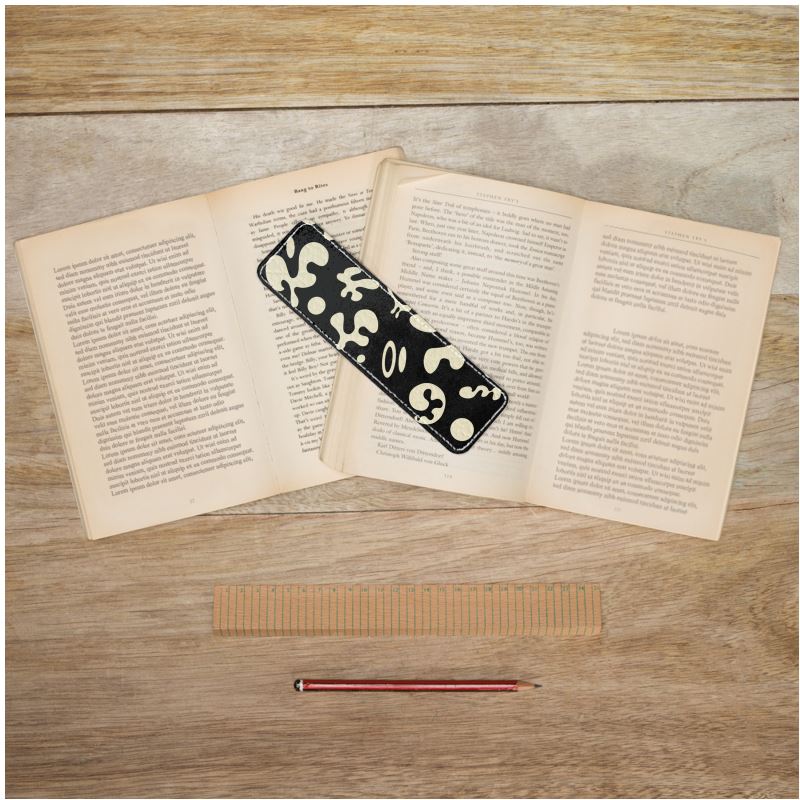 Well Remembered Leather Bookmark (Well Read) - Large Print (3)